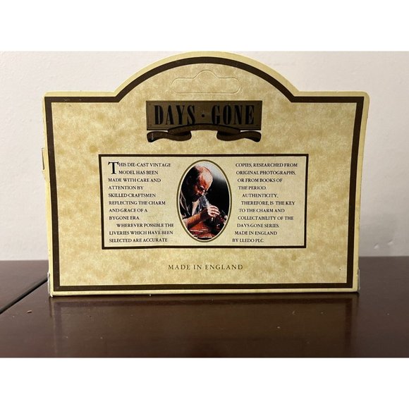 LLEDO 1/64 Diecast 1934 CHEVROLET Delivery Truck Brooke Bond Tea DG26 New! - Picture 7 of 8